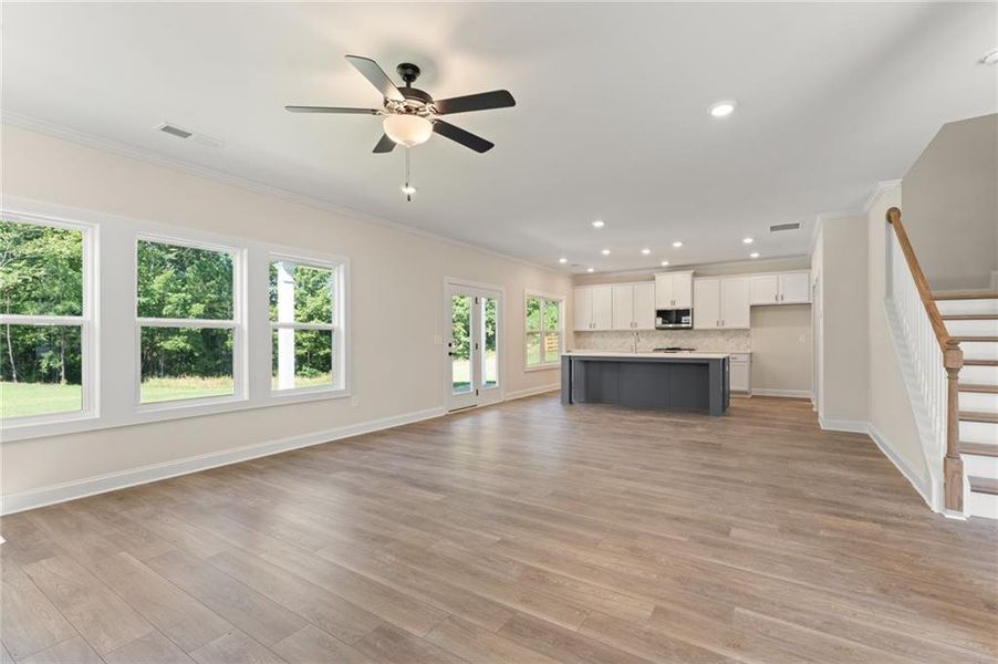 Spacious, unfurnished interior of a new home in , Dallas (Image 29).