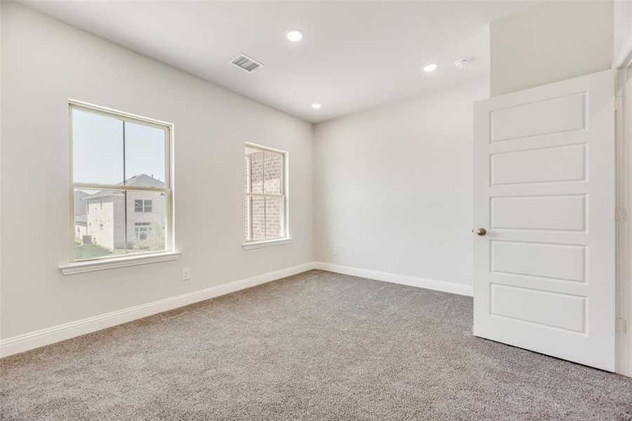 Spacious, unfurnished interior of a new home in Arbors at Legacy Hills, Celina (Image 21).