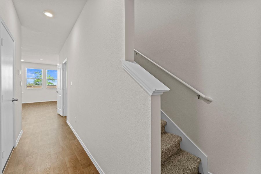 Spacious, unfurnished interior of a new home in Bollinger, Maxwell (Image 18).