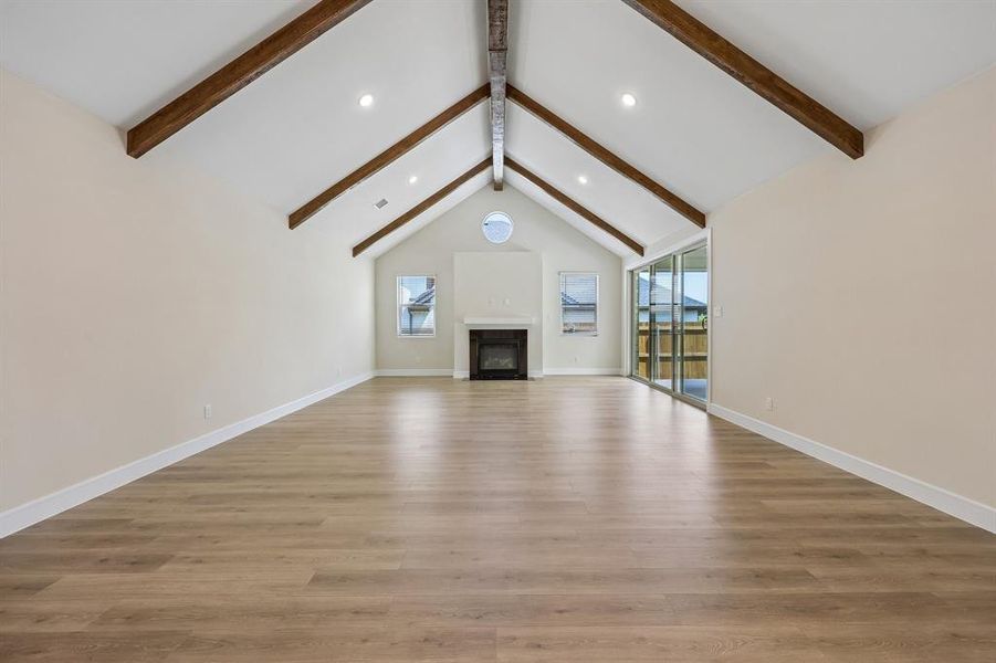 Spacious, unfurnished interior of a new home in Elevon, Lavon (Image 23). Spacious, unfurnished interior of a new home in Elevon, Lavon (Image 23).