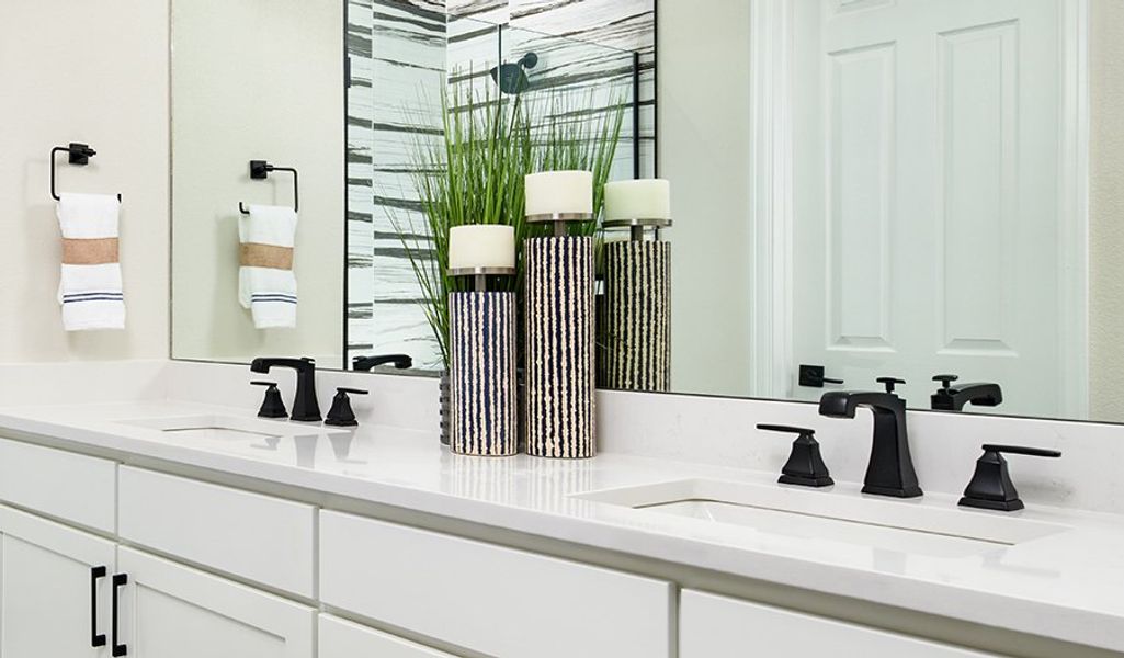 Sapphire-Q920-SeasonsAtBroadmoorHeights Bathroom Crop