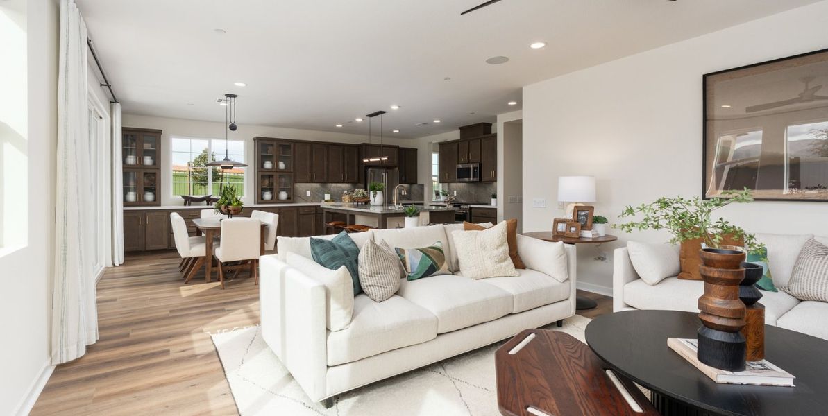 Horizon at Cascade Landing - 1440x724 (4)