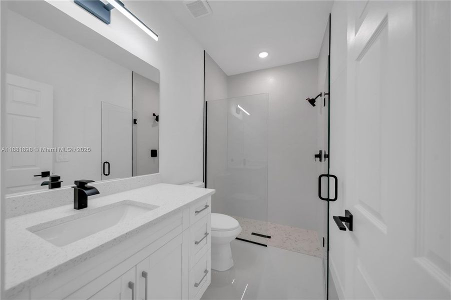 Furnished interior view inside a new home in , Lehigh Acres (Image 7).