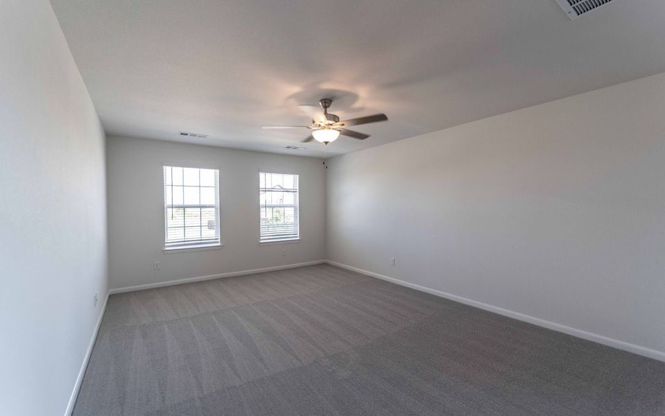 Spacious, unfurnished interior of a new home in Travis Ranch, Forney (Image 22).