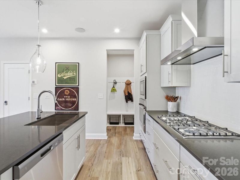 Anne Model Photo Anne Model Photo