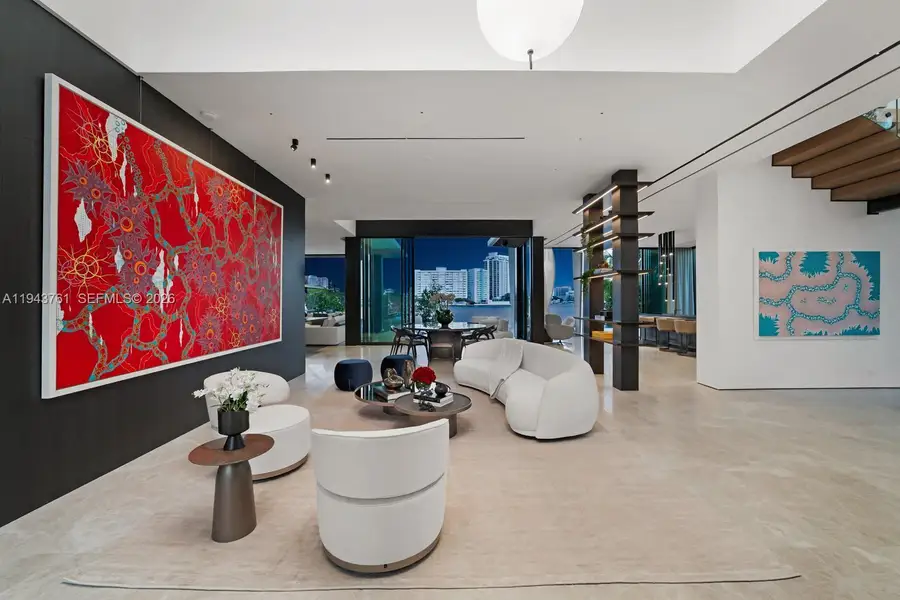 Community amenities in , Miami Beach (Image 60).