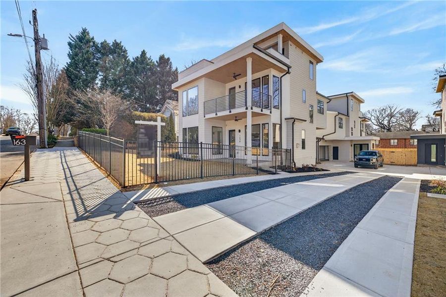 Community amenities in , Atlanta (Image 41). Community amenities in , Atlanta (Image 41).