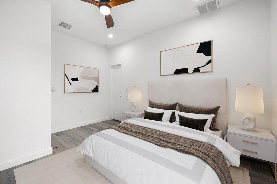 Furnished interior view inside a new home in , Lago Vista (Image 16).