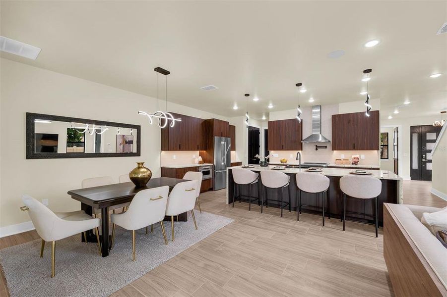 Furnished interior view inside a new home in , Orlando (Image 41).