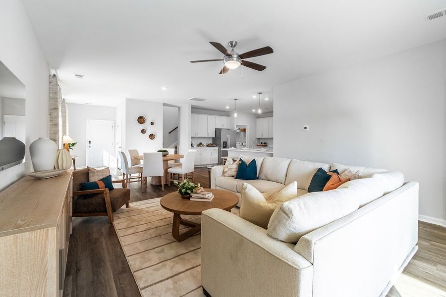 4br New Home in Hardeeville, SC.  - Slide 8