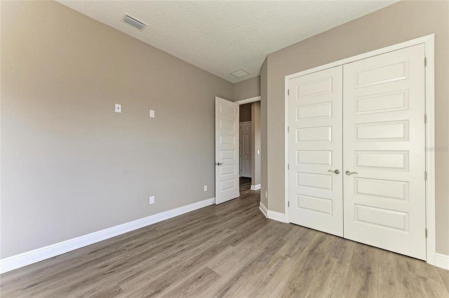 Spacious, unfurnished interior of a new home in North River Ranch, Parrish (Image 17).