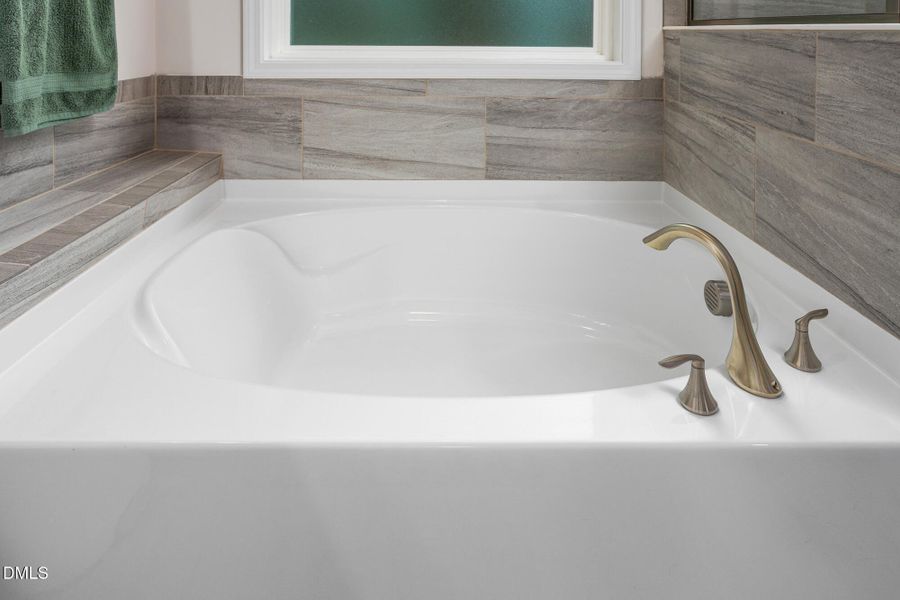 1765 Old Fields Blvd-35