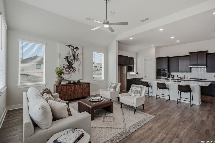 Furnished interior view inside a new home in Esperanza 50's, Boerne (Image 10).