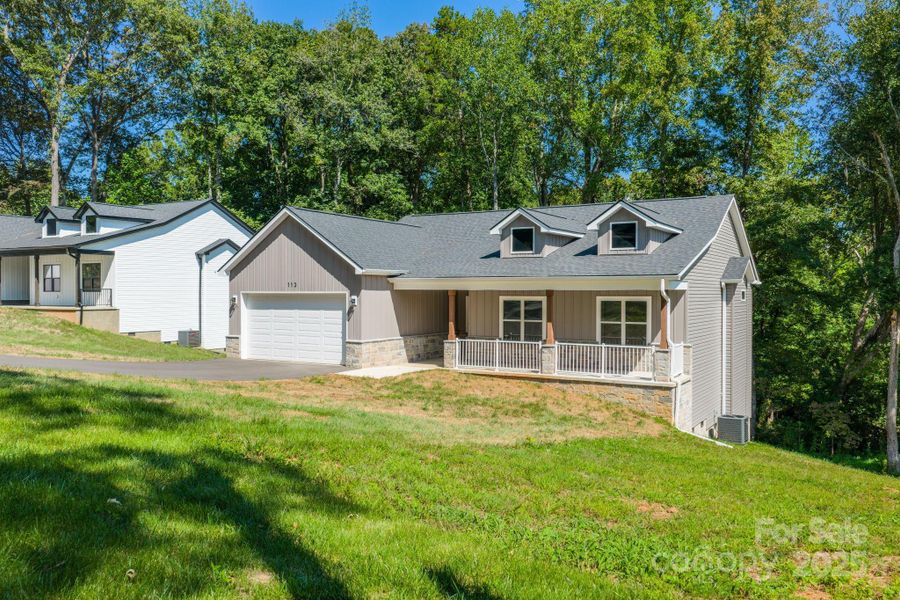 Front exterior of a new home in , Maiden, NC, highlighting curb appeal (Image 2).