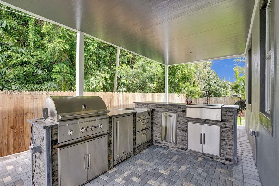 Exterior details and patio area of a home in , Lake Worth (Image 4). Exterior details and patio area of a home in , Lake Worth (Image 4).