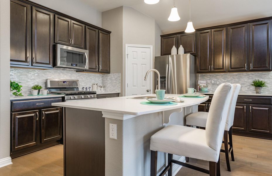 MODEL HOME images may NOT be consistent with the finished product. MODEL HOME images may NOT be consistent with the finished product.