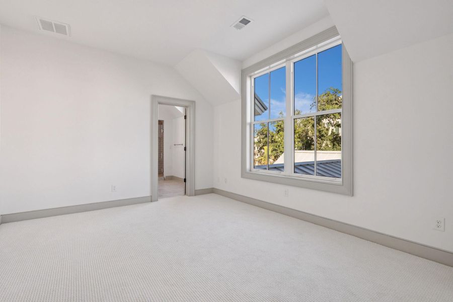 Spacious, unfurnished interior of a new home in , Charleston (Image 21).