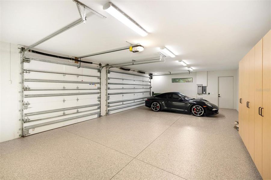 Image 93 of a home in .