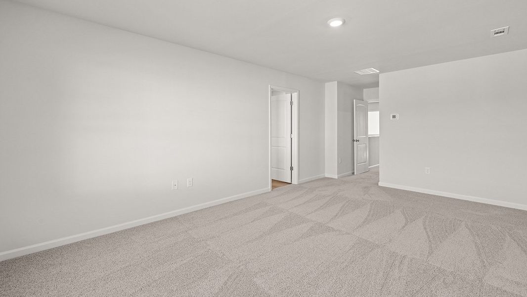 Spacious, unfurnished interior of a new home in Carlton, Douglasville (Image 19).