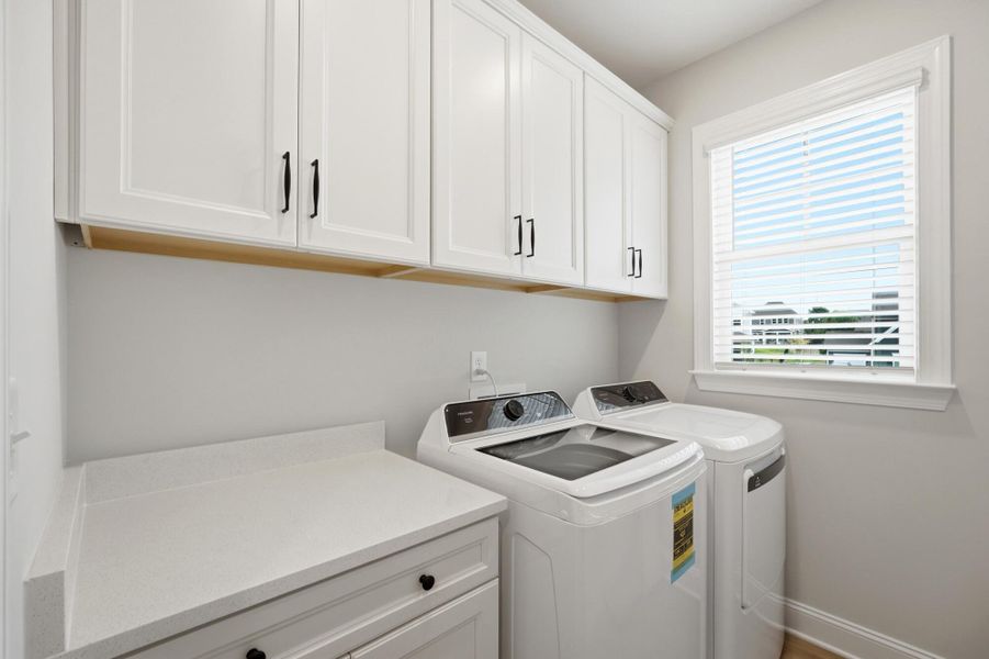 Furnished interior view inside a new home in Robinson Oaks, Gastonia (Image 15).