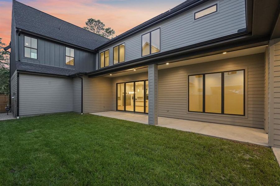 At 20x45 the main yard space offers room for a pool!