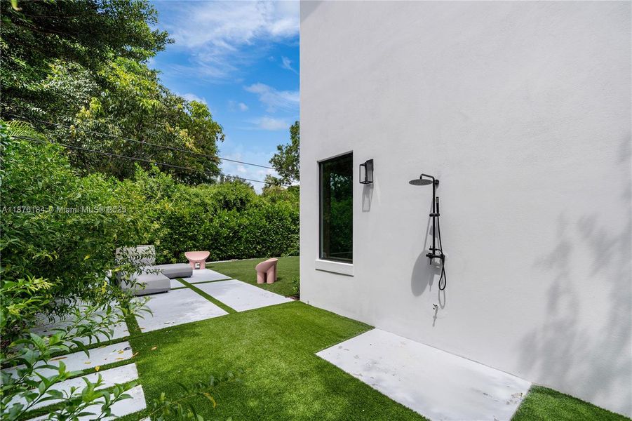 Front exterior of a new home in , Pinecrest, FL, highlighting curb appeal (Image 2). Front exterior of a new home in , Pinecrest, FL, highlighting curb appeal (Image 2).
