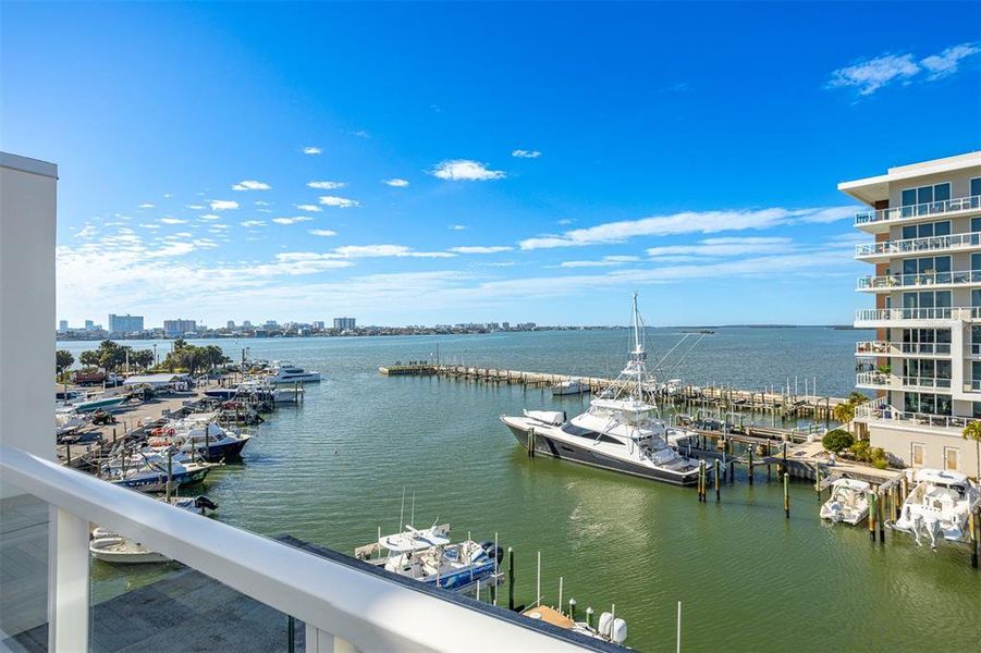 Condo located in Clearwater, FL showcasing its design and architecture (Image 38). Condo located in Clearwater, FL showcasing its design and architecture (Image 38).