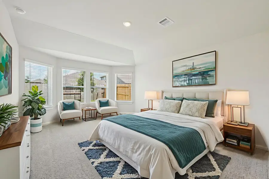 Furnished interior view inside a new home in Stewart's Ranch, Conroe (Image 6).