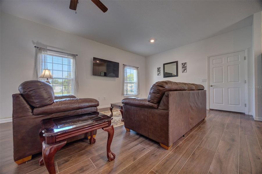 Furnished interior view inside a new home in , Deland (Image 13).