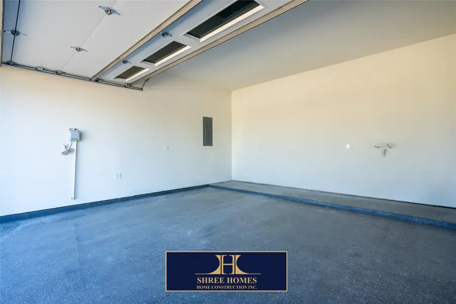 Spacious, unfurnished interior of a new home in , Stafford (Image 22).