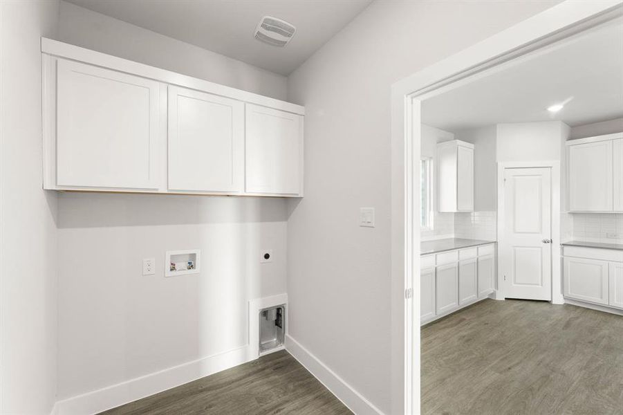 1504 Blackthorne-Utility-1