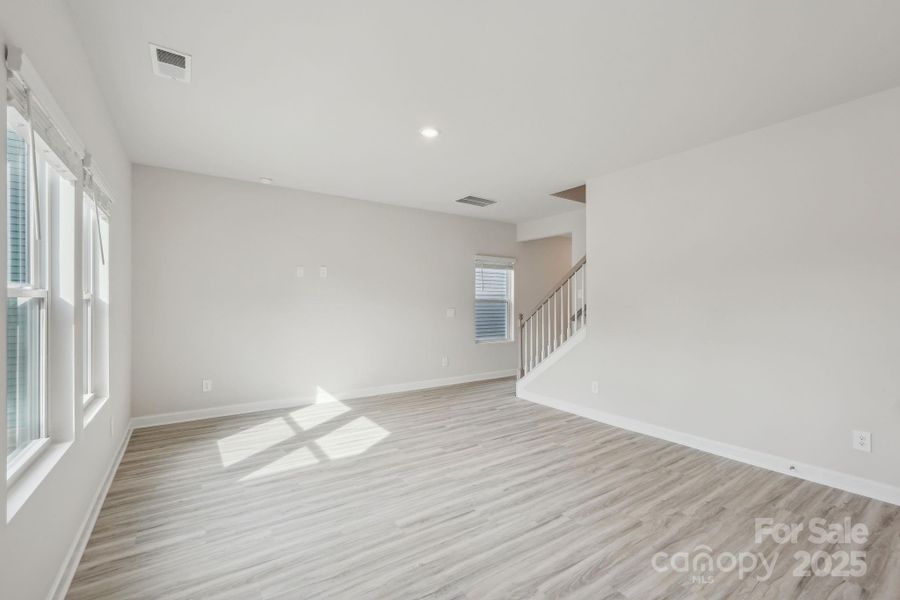 Spacious, unfurnished interior of a new home in Walnut Reserve, Conover (Image 21).