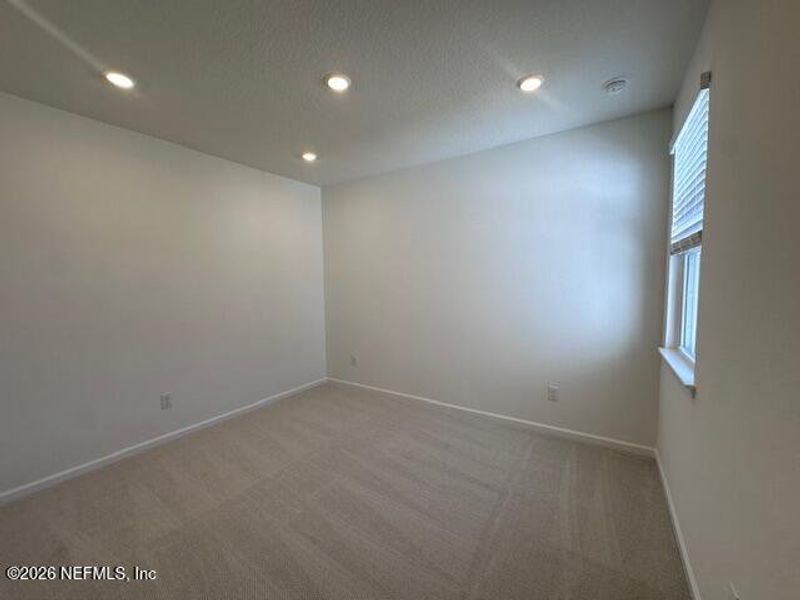 Spacious, unfurnished interior of a new home in , St. Augustine (Image 7).