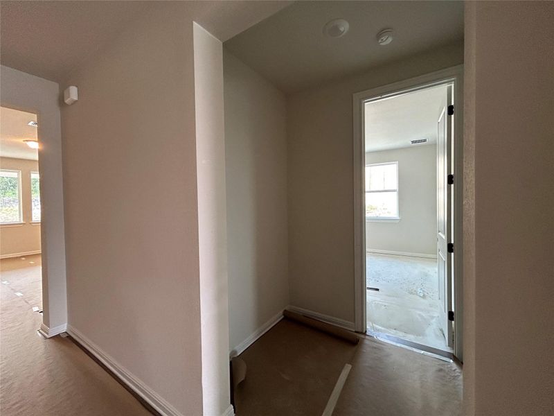 Image 37 of a home in Provence 50s. Image 37 of a home in Provence 50s.