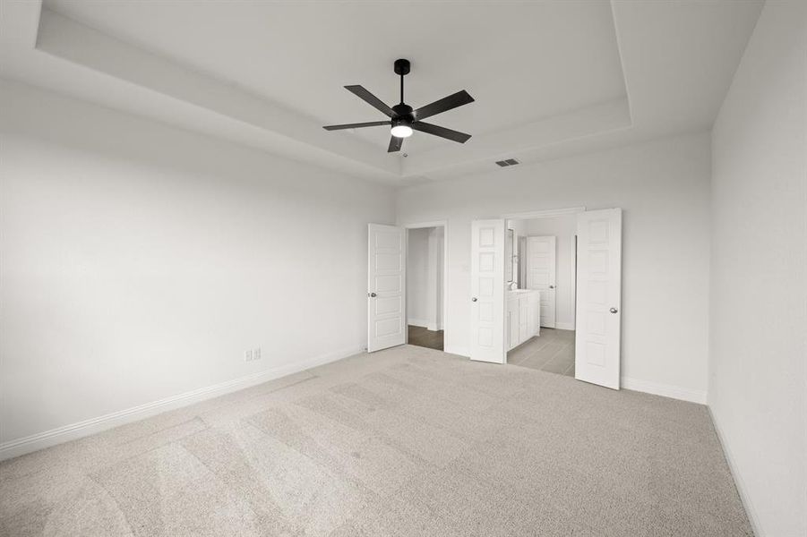 17_121 Grey wolf- Primary Suite-2