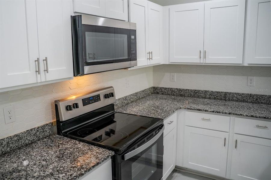 Furnished interior view inside a new home in Spring Hill Classic, Spring Hill (Image 5).