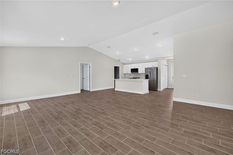 Spacious, unfurnished interior of a new home in Cape Coral, Cape Coral (Image 17). Spacious, unfurnished interior of a new home in Cape Coral, Cape Coral (Image 17).