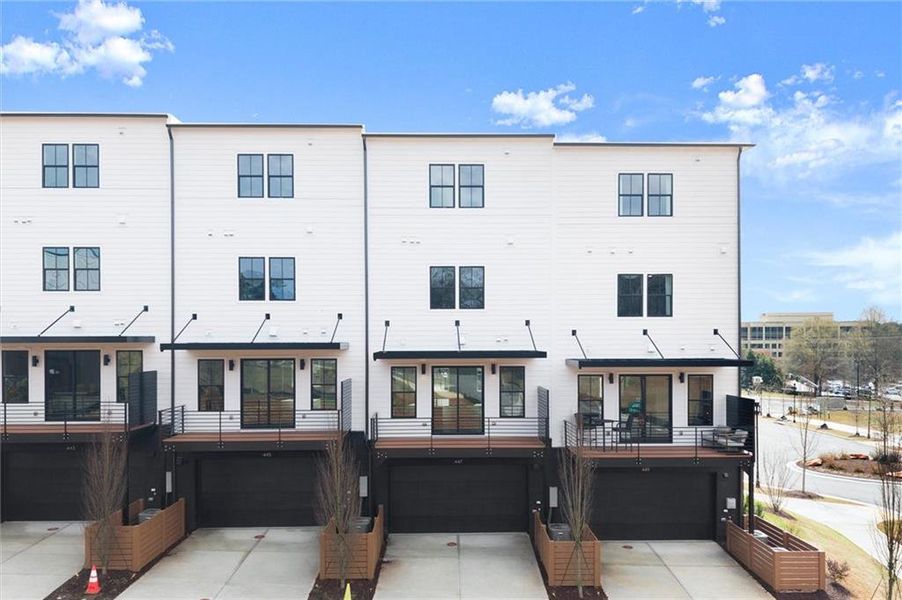 Image 50 of a home in .