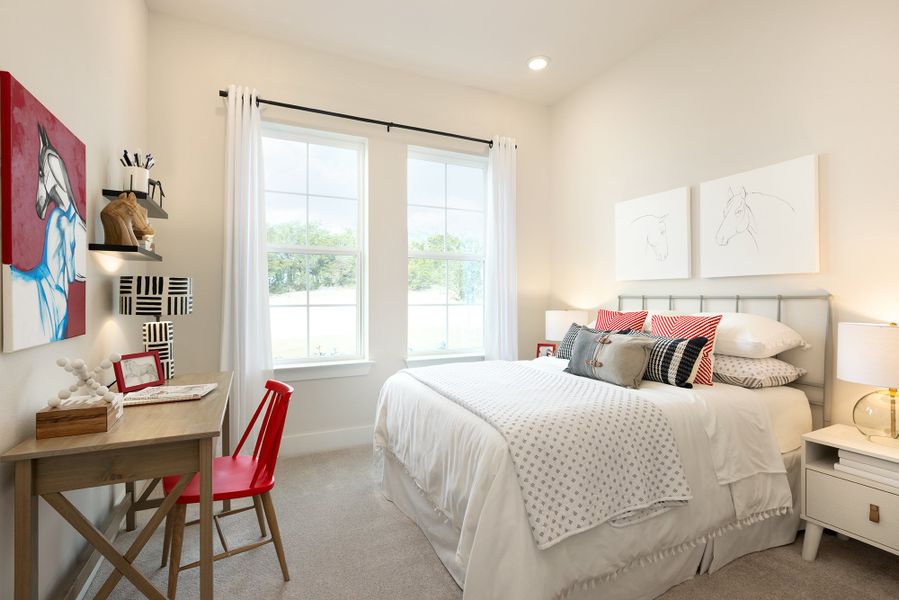 Representative furnished interior of a home built from the Sisterdale by Beazer Homes in Highland Estates, San Antonio (Image 15).