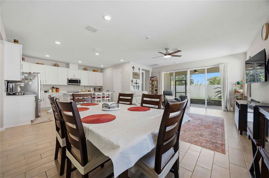 Furnished interior view inside a new home in Seasons at Eden Hills, Lake Alfred (Image 8).