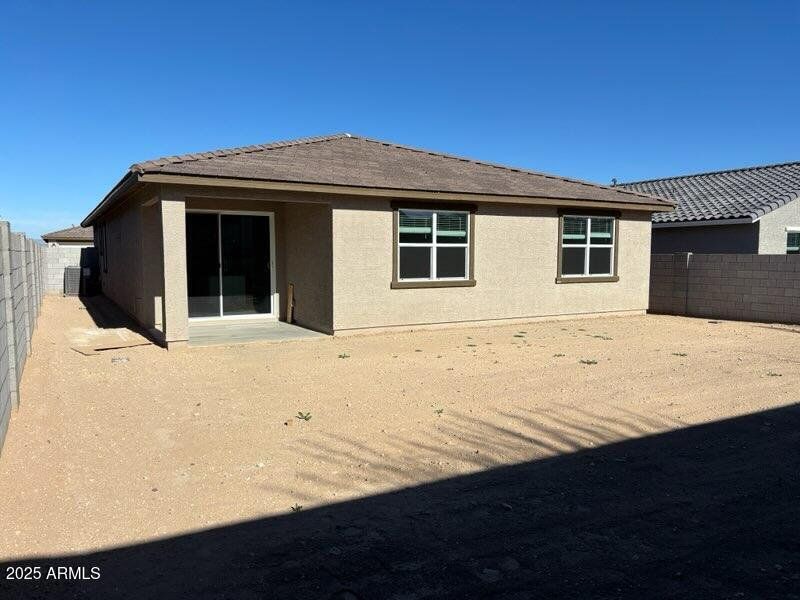 22591 W PONTIAC Drive 22591 W PONTIAC Drive