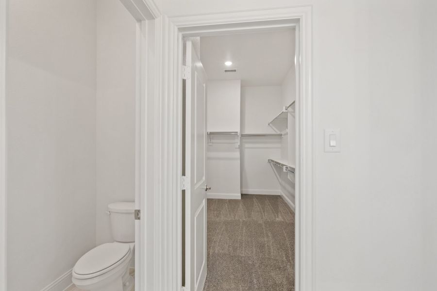 Spacious, unfurnished interior of a new home in Lake Breeze, Lavon (Image 37). Spacious, unfurnished interior of a new home in Lake Breeze, Lavon (Image 37).
