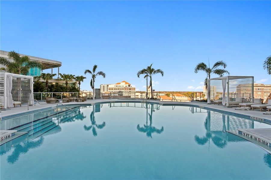 Community amenities in , St. Petersburg (Image 71). Community amenities in , St. Petersburg (Image 71).