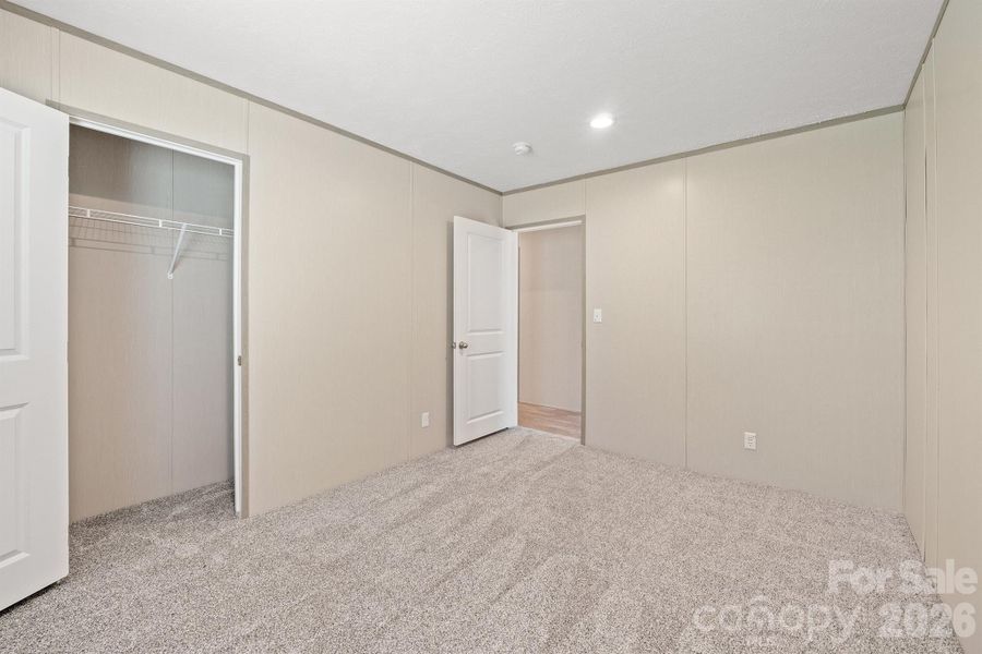 Spacious, unfurnished interior of a new home in , Old Fort (Image 20).