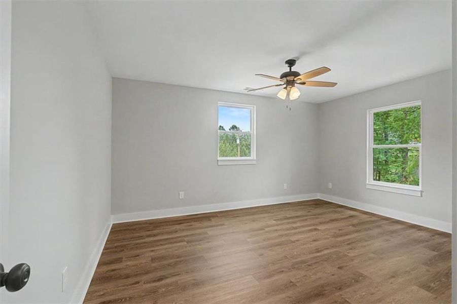 Spacious, unfurnished interior of a new home in , Emerson (Image 36).