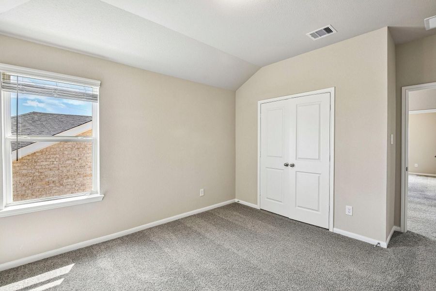 Spacious, unfurnished interior of a new home in Sunterra, Katy (Image 39). Spacious, unfurnished interior of a new home in Sunterra, Katy (Image 39).