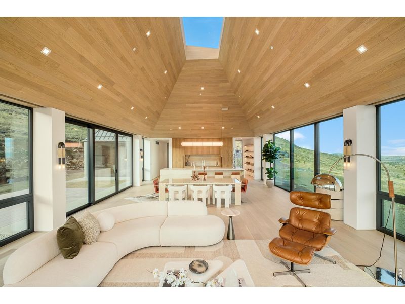 Image 29 of a home in .