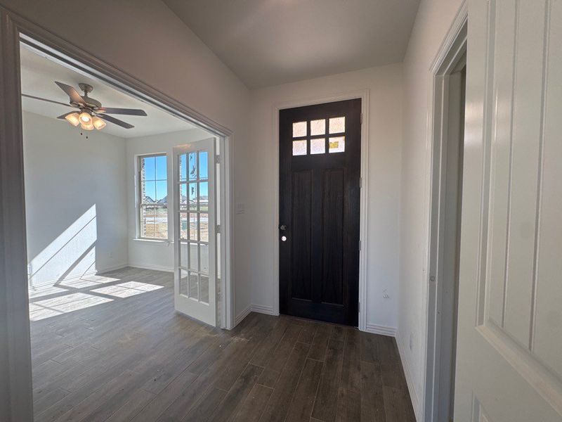 Spacious, unfurnished interior of a new home in Fairview Meadows, New Fairview (Image 6).