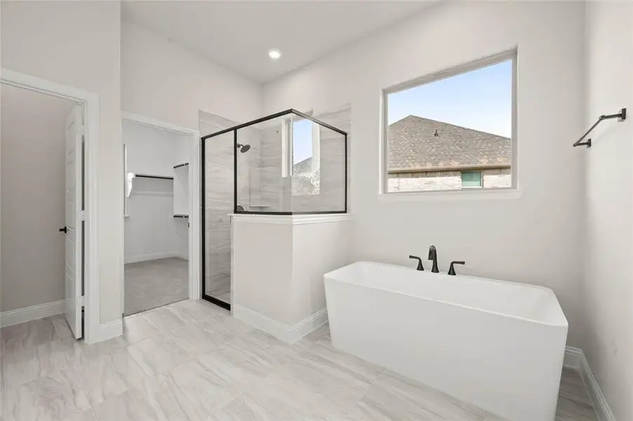 951 Richard Pittmon- Primary Suite-4 951 Richard Pittmon- Primary Suite-4