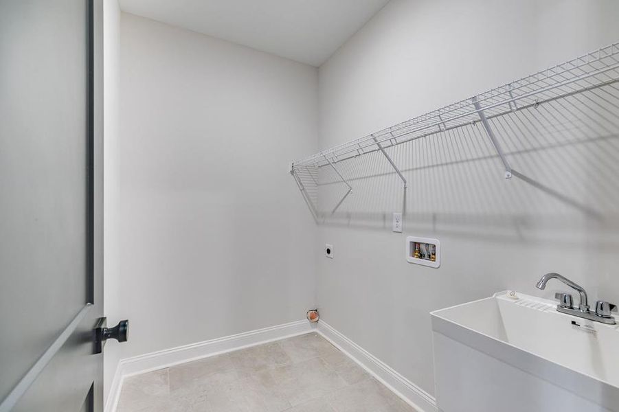 Furnished interior view inside a new home in Harmon Springs, Carrollton (Image 14).